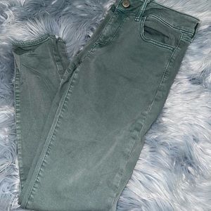 American eagle size 8 jeans